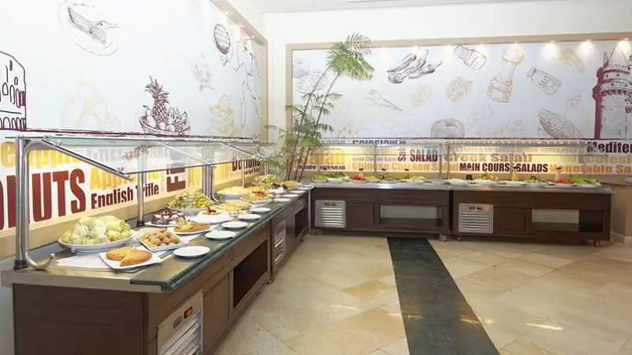 الفندق ثري كورنرز سي بيتش - مرسى علم